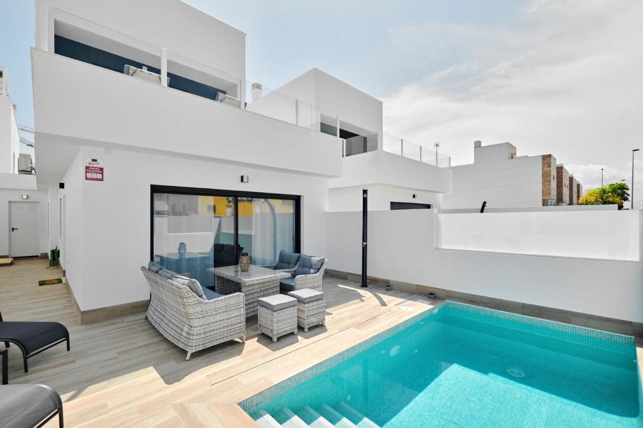Luna Villa *